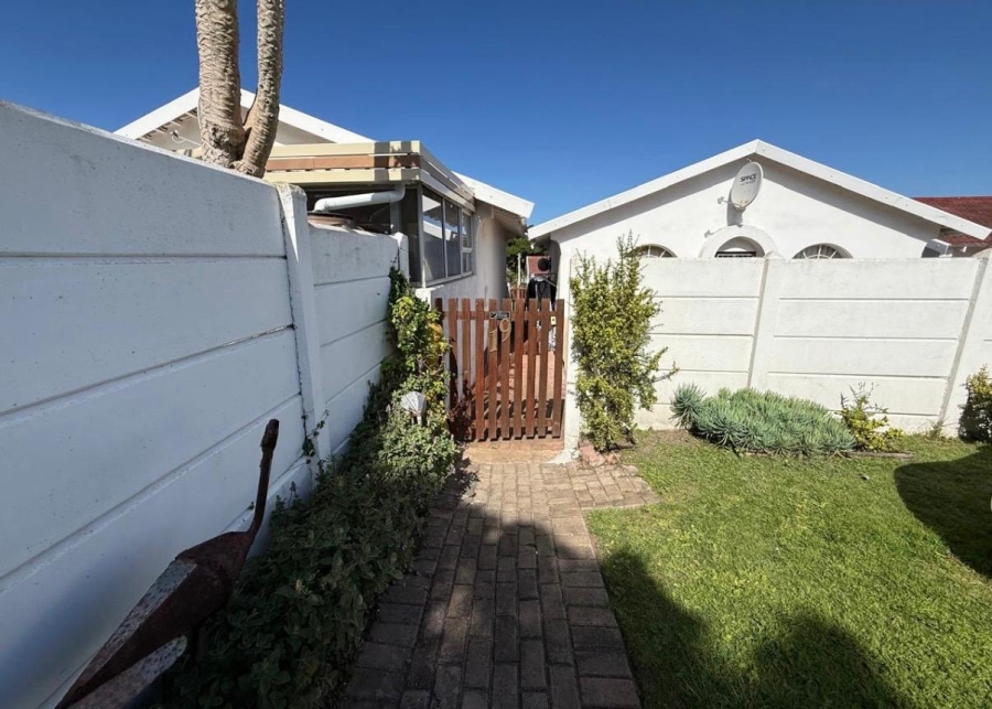 2 Bedroom Property for Sale in Aston Bay Eastern Cape